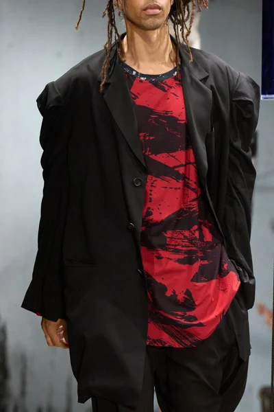 Look 33